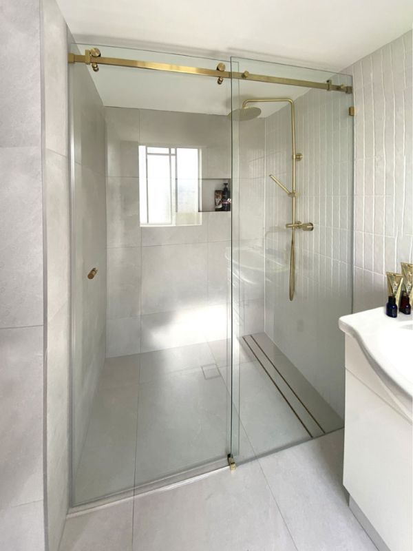 Frameless Shower Screens - Brisbane Shower Screens